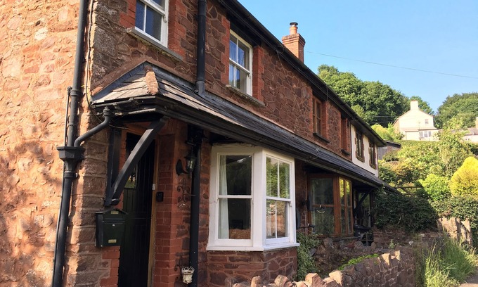 Minehead Cottage | Charming Exmoor cottage in tranquil setting near mediaeval village of Dunster