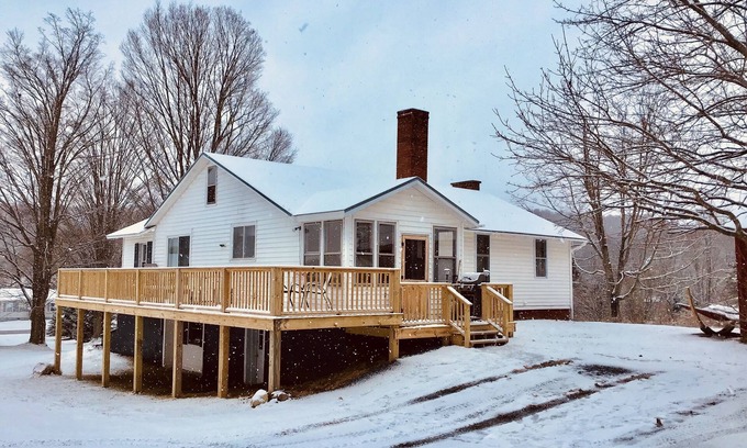Salem House | Charming Farmhouse, upstate NY.
