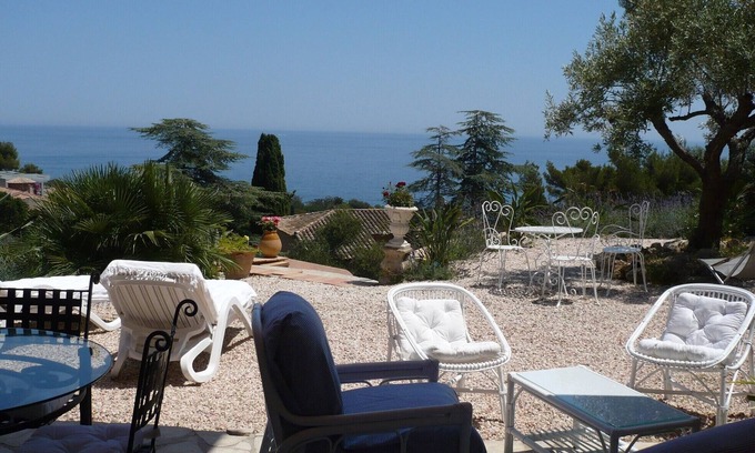 Les Issambres Apartment | Charming 2 Room 75 m2 with Splendid sea view and Huge RDJ. Beach 300 m.
