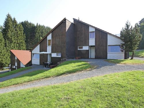 Untervalme House | Charming holiday home near the ski area