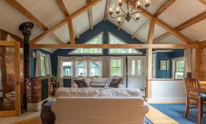 Camden House | Charming home minutes from Camden