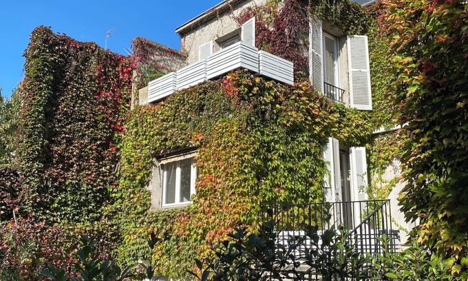 Enghien-les-Bains House | Charming house in town center, close to lake, train station and casino.