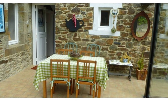 Pordic House | Charming house 10 minutes from beaches, 5 minutes from town center.