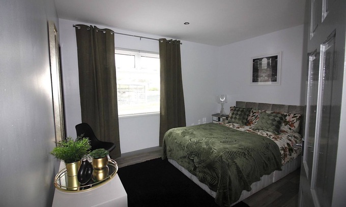 Belfast House | Charming House Close to City Centre Free Parking