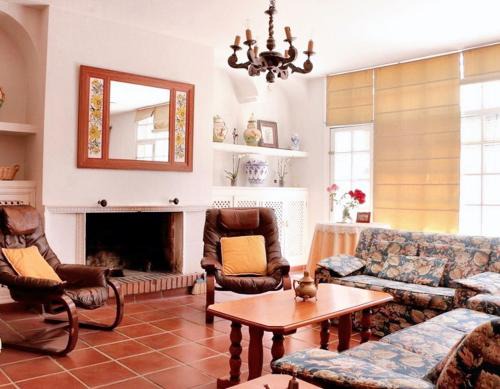 Castilblanco House | Charming House in Castilblanco with Terrace and Fireplace