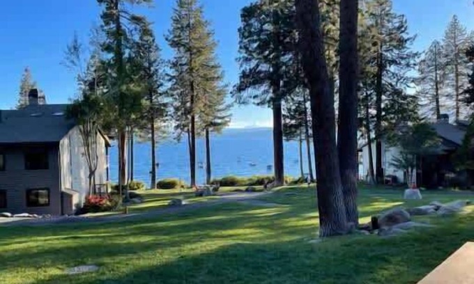 Brockway Condo | Charming Lakeview Retreat #35