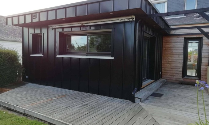 Locquirec House | Charming little house less than a kilometer from the beach.