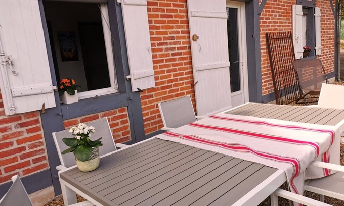 Leon House | Charming little Landaise house, completely renovated, in the heart of a pretty village.