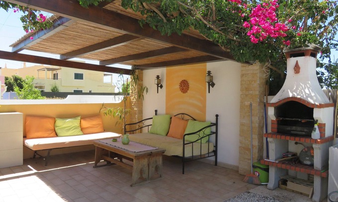 Pera House | Charming little typical house