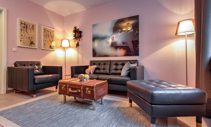 Saarbruecken Apartment | Charming living at Charlotte - Bienvenue à Sarrebruck!