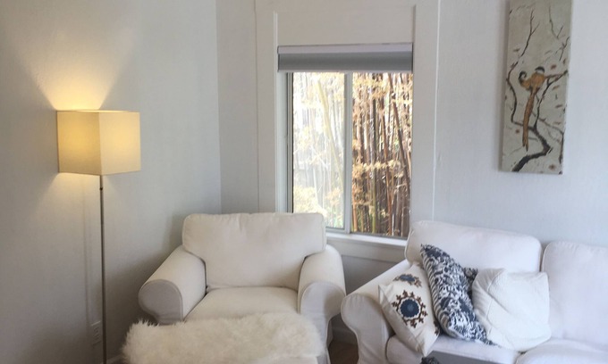 Petaluma Cottage | Charming Mid-Century Bungalow in the Heart of Old Petaluma