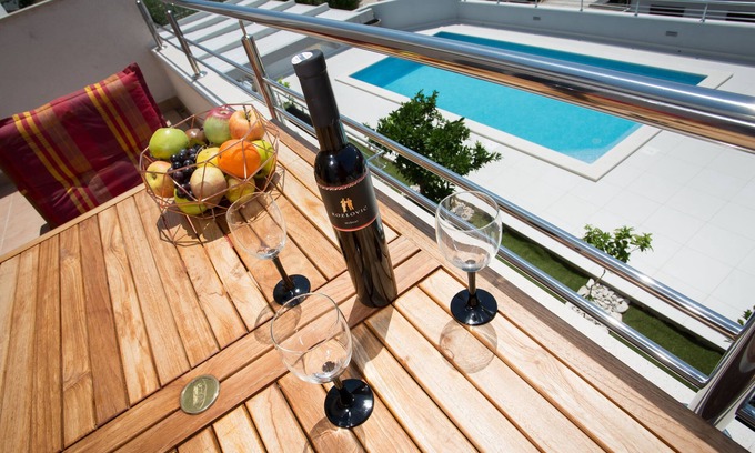 Businci House | Charming modern house1 with new CHLORINE FREE pool