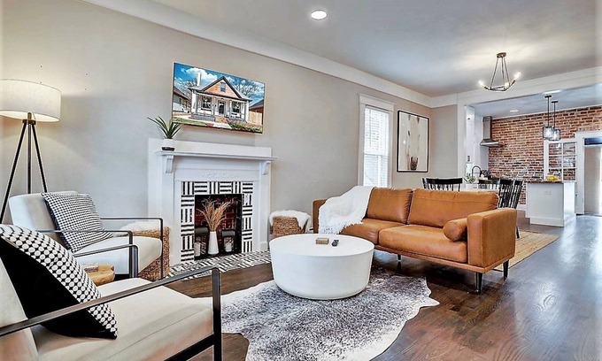 Washington Park West House | Charming Modern Home in Wash Park - 30 DAY RENTAL