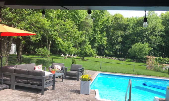 North Salem House | Charming North Salem home, pet friendly, pool, great yard, close to horse shows!