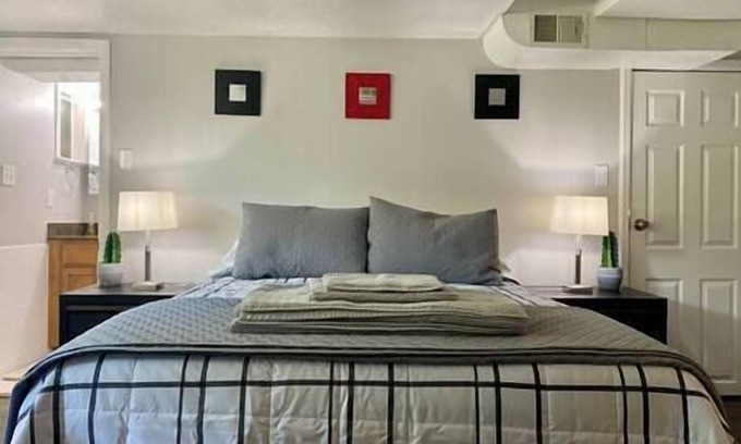 South Salt Lake Apartment | Charming One Bedroom Mother-in-Law