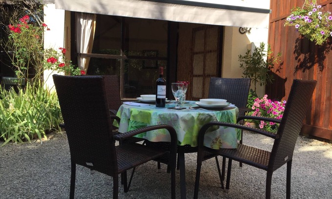 Tremolat Cottage | Charming one bed gite in village location