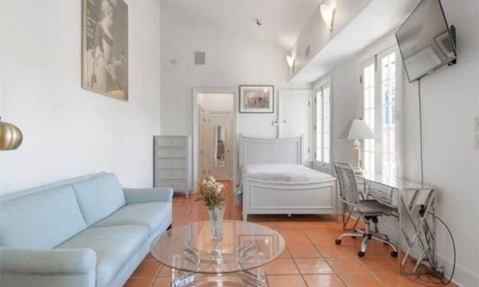 Treme Apartment | Charming One Bedroom Apartment with AC WiFi in enjoyable New Orleans