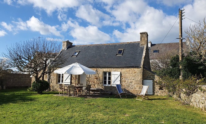 Primelin House | Charming Penty 250m from the beach - 10min from Pointe du Raz