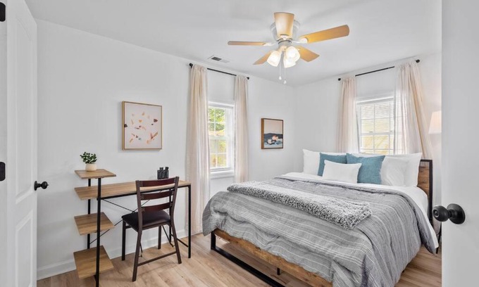 Hopewell House | Charming, Private Abode: Serenity in Hopewell, VA!