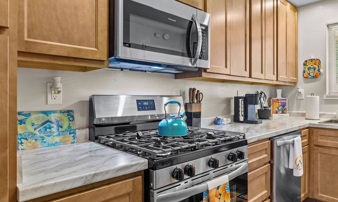 St. Ann House | Charming quiet 2-bedroom duplex