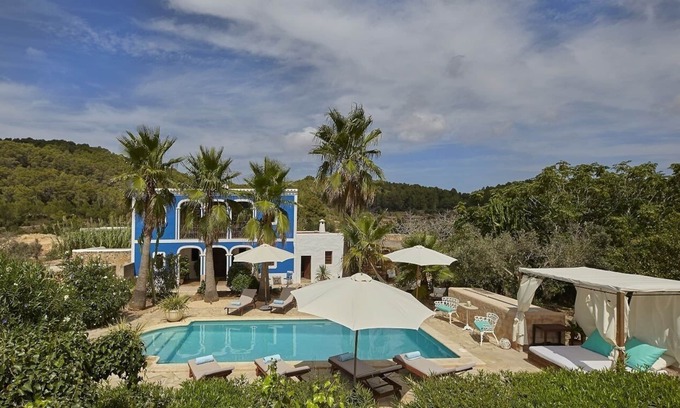 Sant Joan de Labritja Villa | Charming renovated Villa in extensive finca with more than 90000 m2 land.