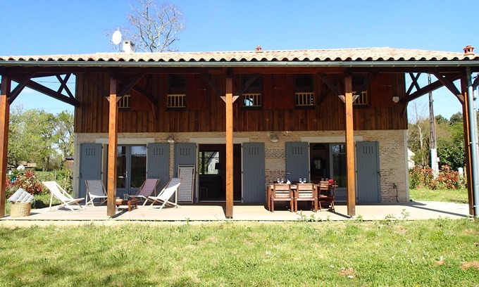 Hostens House | Charming renovated Landes house: La Bergerie