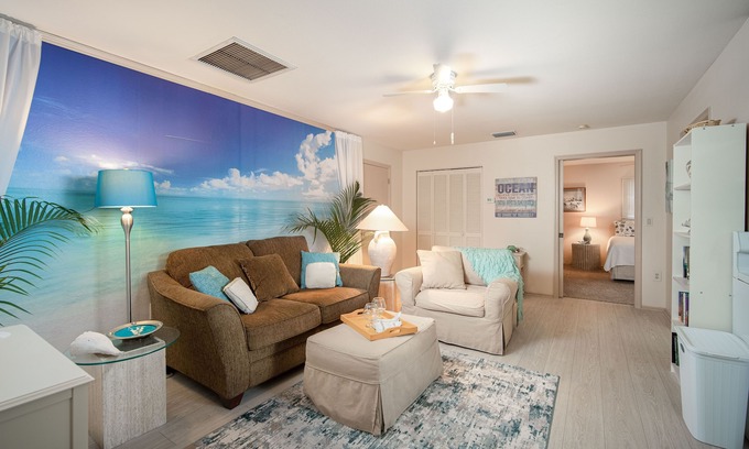 Hudson Bayou Apartment | Charming Retreat in the Heart of Sarasota. See reviews!