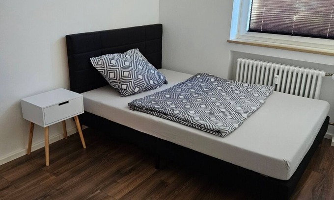 Neuperlach House | Charming room in delightful München