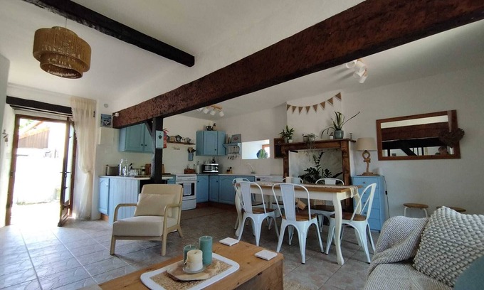 Lussac-Les-Eglises House | Charming rural retreat