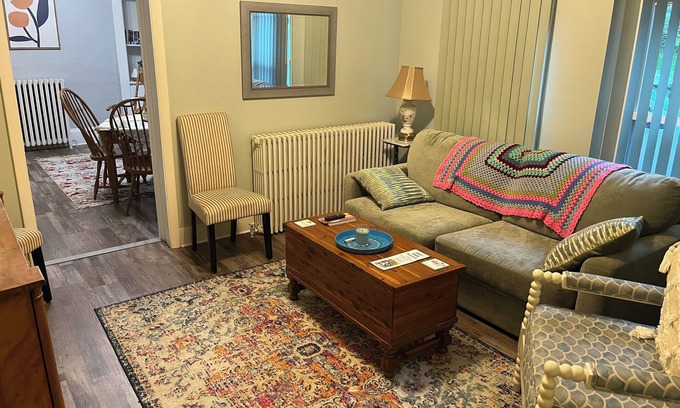 Houlton Apartment | Charming single-bedroom apartment with AC, Very Fast WiFi in beautiful Houlton