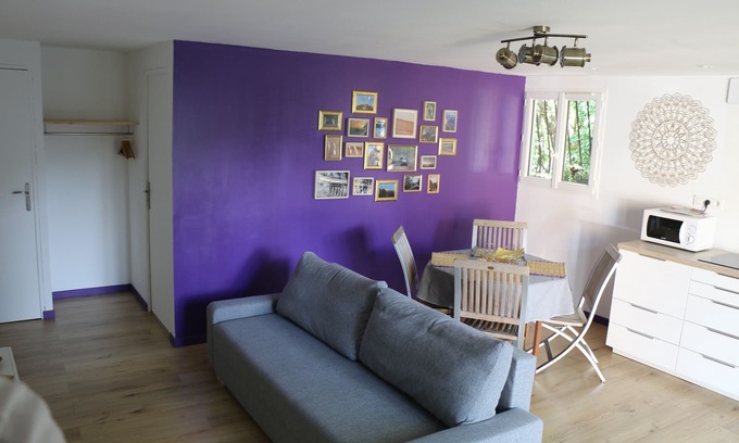 Grand Sud Apartment | Charming, spacious studio in a quiet location
