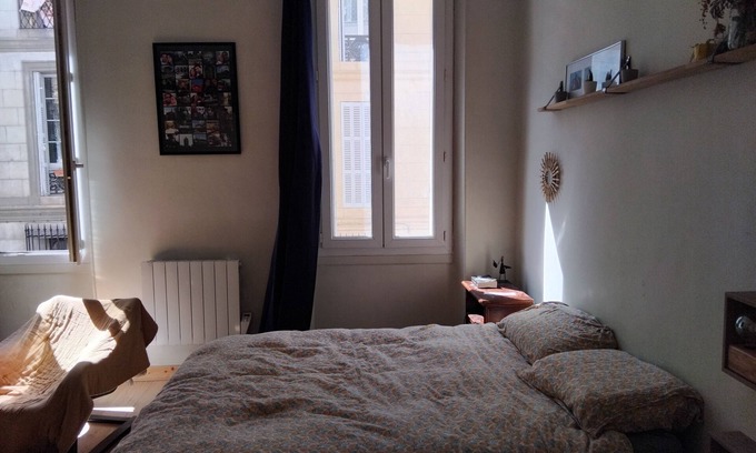 Thiers Apartment | Charming T3 in the heart of Marseille, sleeps 5 very well located with parking
