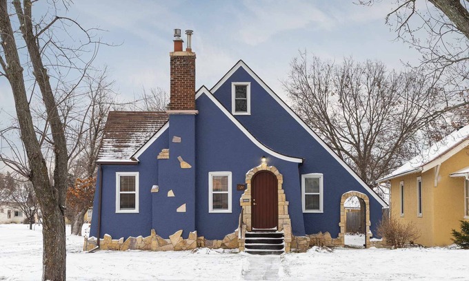 Brainerd House | Charming Tudor in the heart of Brainerd