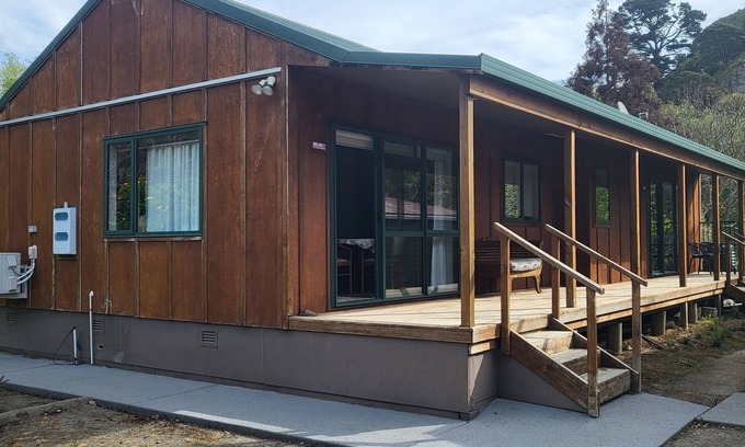 Waitao Cottage | Charming Two-Bedroom Cottage in a peaceful Country Setting