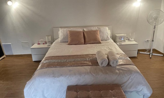 Strevi House | Charming two bedroom house