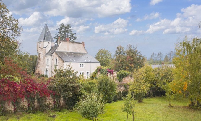 Villeloin-Coulange Other | Chateau Alarie - Five Bedroom Castle, Sleeps 15