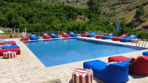 Kfardebian Hotel | Chateau D'eau Hotel