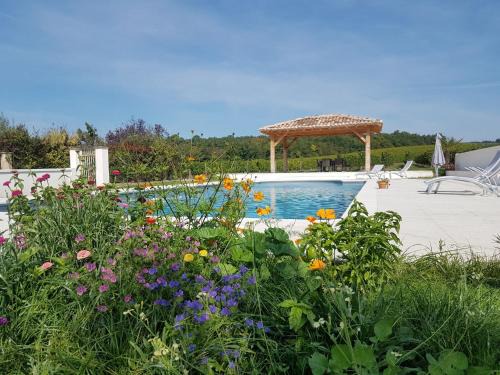 Capian Villa | CHATEAU de POTIRON