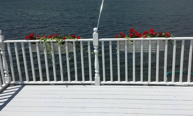Richfield Springs Bed & Breakfast | Chateau du Lac Bed and Breakfest Full with Lake View