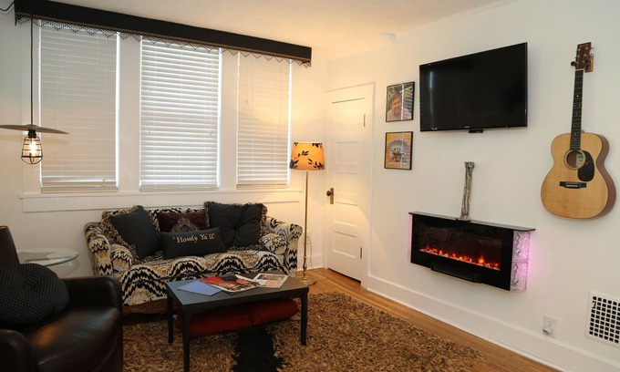 Edgehill Apartment | Chateau on the Row - The only true studio apartment on Music Row