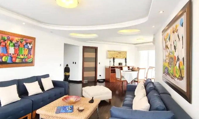 Nayon House | Cheerful 3 bedroom house in Quito - Cumbayánn