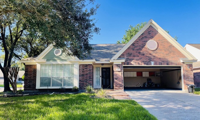 Atascocita House | Cheerful house near IAH