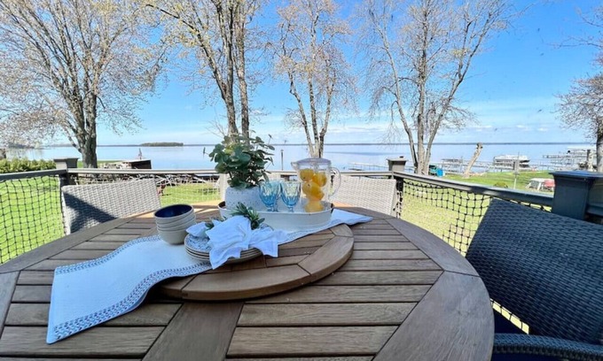 Cicero Apartment | Cheerful Oneida Lake House