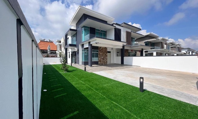 Bukit Gambir Villa | Chen Villa Bukit Gambir 晨舍