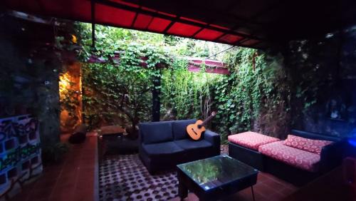 Vicente Lopez House | Chenille House HOSTAL con garaje y jardín