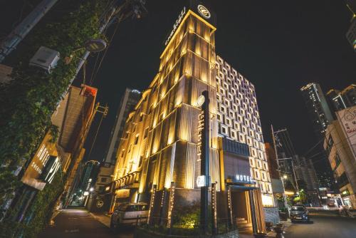 Gamsam-dong Hotel | Cherish Hotel Jukjeon Branch