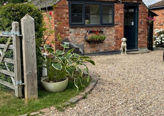 Castle Bytham Apartment | Cherry Cottage
