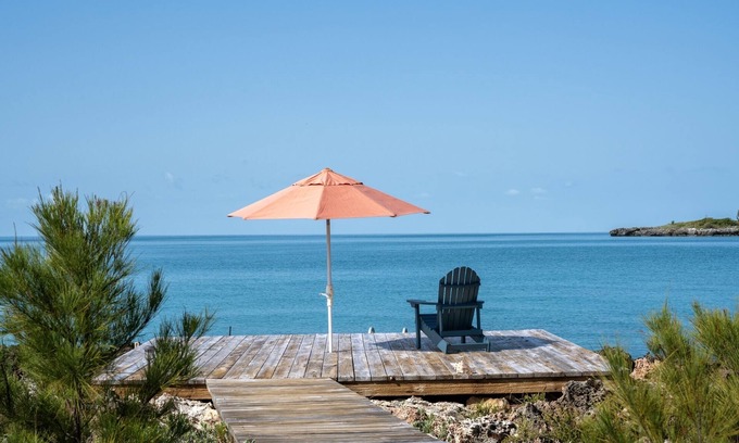 Governor's Harbour Cottage | Chez Cay Cottage 2 Bedroom Cottage