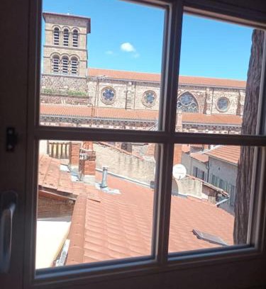 Brioude Apartment | Chez David - Vacances sous les toits