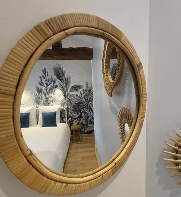Flace Apartment | Chez Emma et Louise - Maison individuelle avec stationnement gratuit